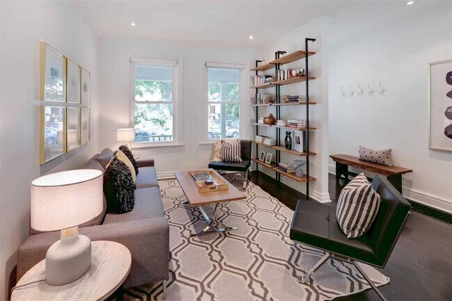 Photo - 340 Concord Av