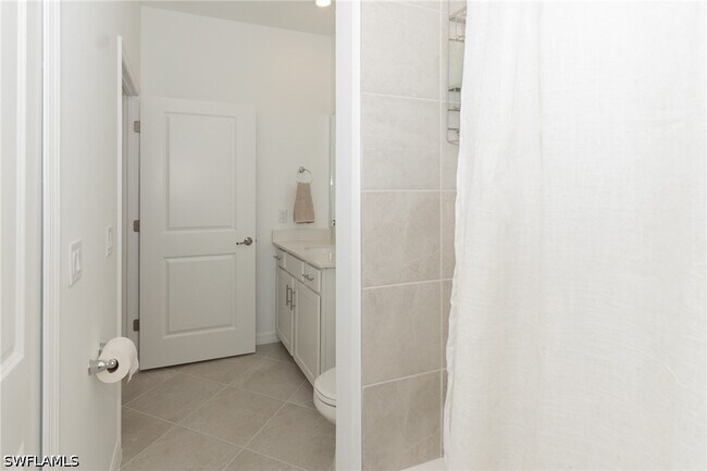 Photo - 5583 Double Eagle Cir Unit 4143