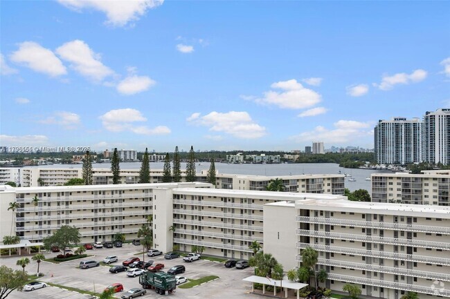 Building Photo - 18011 Biscayne Blvd Unit 1001 Rental