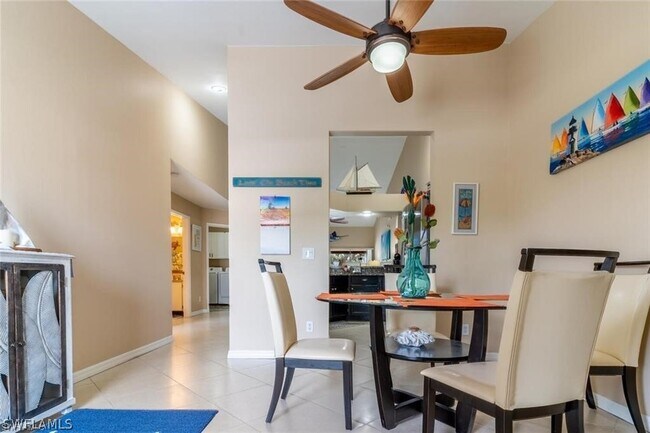 Photo - 760 Wiggins Lake Dr Unit 205