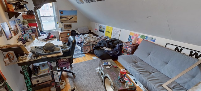 Photo - 12 Saunders St Unit 1