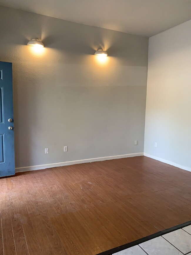 Photo - "Charming 1-Bedroom Retreat in Jonesboro's... Unidad F