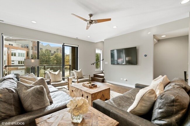 Photo - 1749 N Winnebago Ave