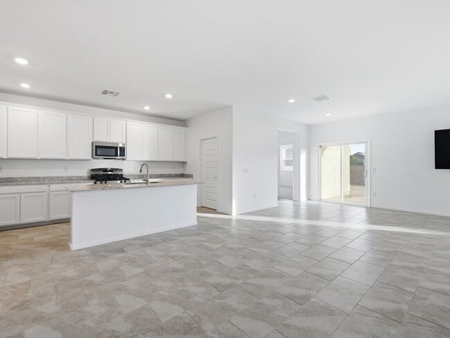 Photo - Spacious 4-Bedroom Home in Gladden Farms with Modern Features & Community Amenities!