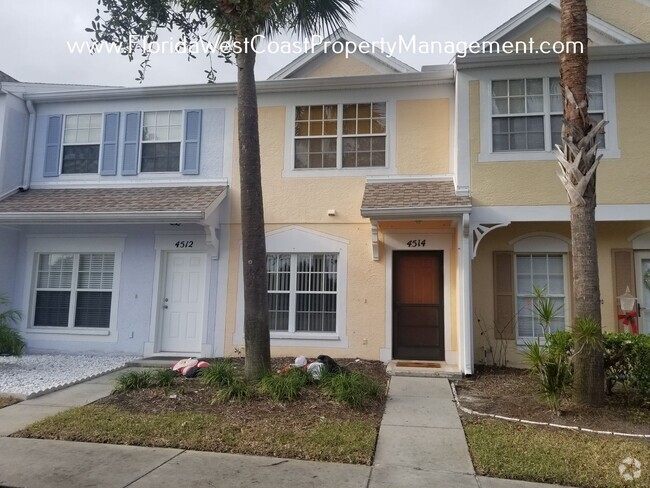 Building Photo - CUTE 2 BED/2.5 BATH CONDO- TOWNHOME! SUPER...