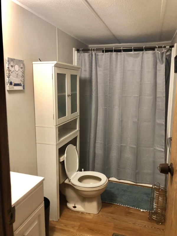 Photo - 6138 Young St