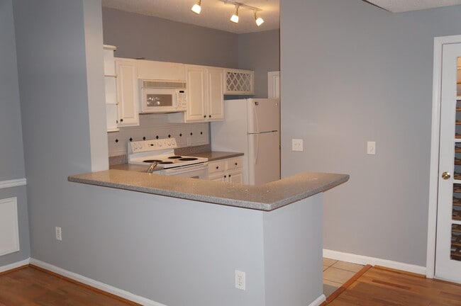 Photo - Rare 2 bed 2 bath condo located in The Tuscany