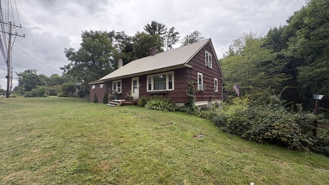 Building Photo - Spacious 4BR Single-Family Home with Fire Pit, Chicken Coop & 2-Car Garage!