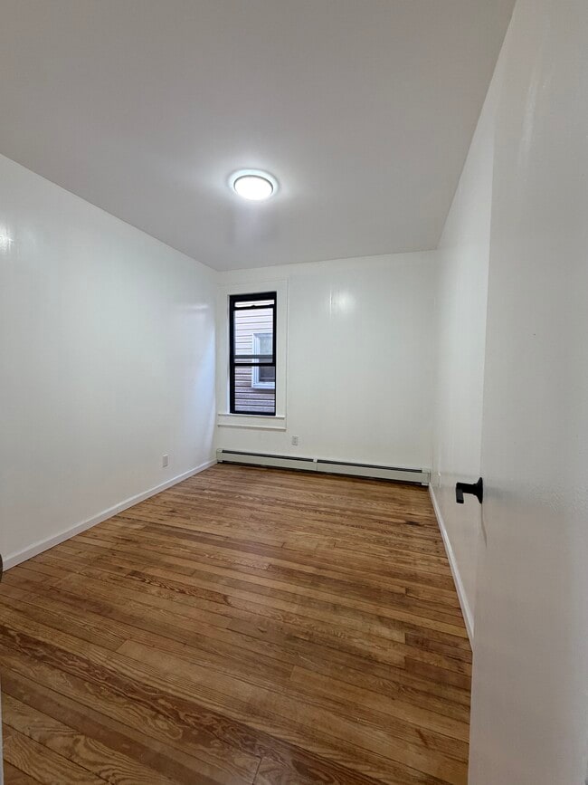Photo - 5512 Roosevelt Ave Unit 2 Floor