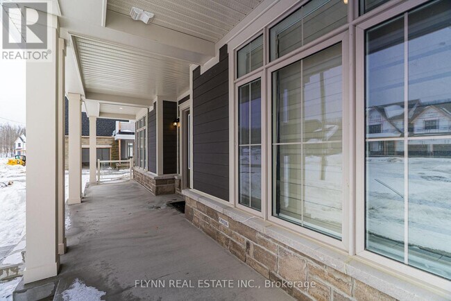 Photo - 13 Aldwinckle Ave.