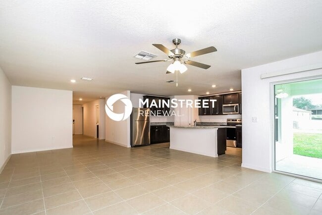 5 Bedroom Pet-Friendly Home in Mascotte, FL with Main Street Renewal