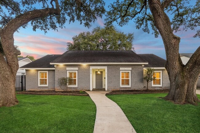 Photo - 6215 Cheena Dr