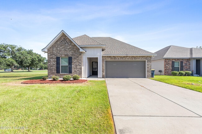 Photo - 109 Springsteen Ln