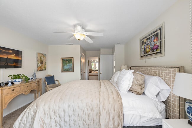 Photo - 150 Willow Lake Dr