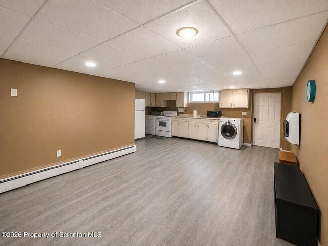 Photo - 2125 Ash St