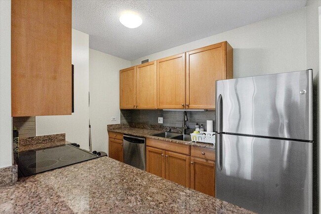 Photo - 0 bedroom in Chicago IL 60654 Unit 803