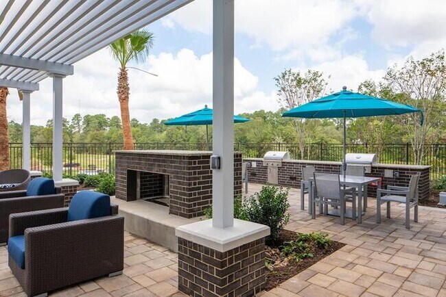 Photo - 25120 Panther Bend Ct Unit b12