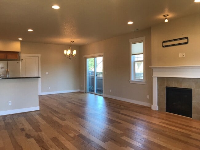 Photo - Privacy & Nature at Tonquin Woods: The Ultimate Villebois End-Unit