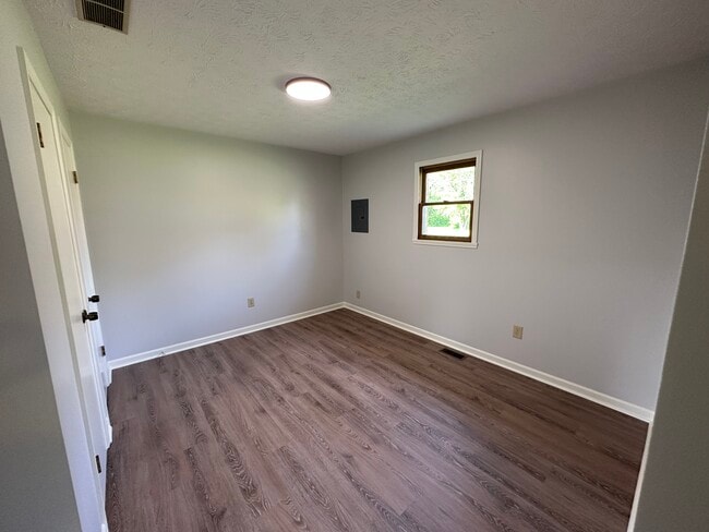 Photo - 1227 Hacienda Dr