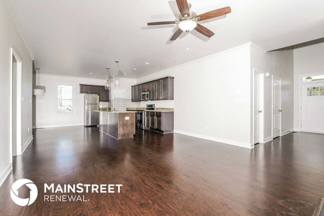 Photo - 190 Alcock Ln