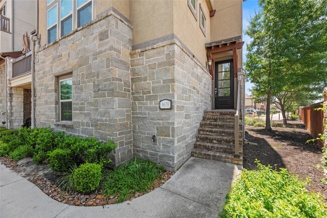 Photo - 9679 Towne Lake Pkwy