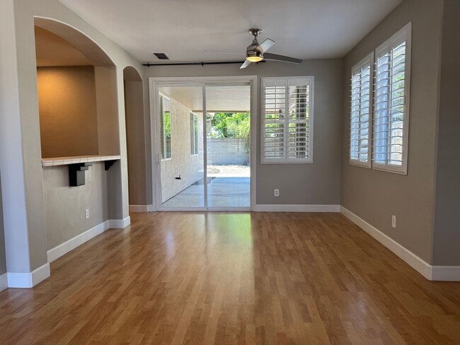 Photo - Charming single home in Roseville!