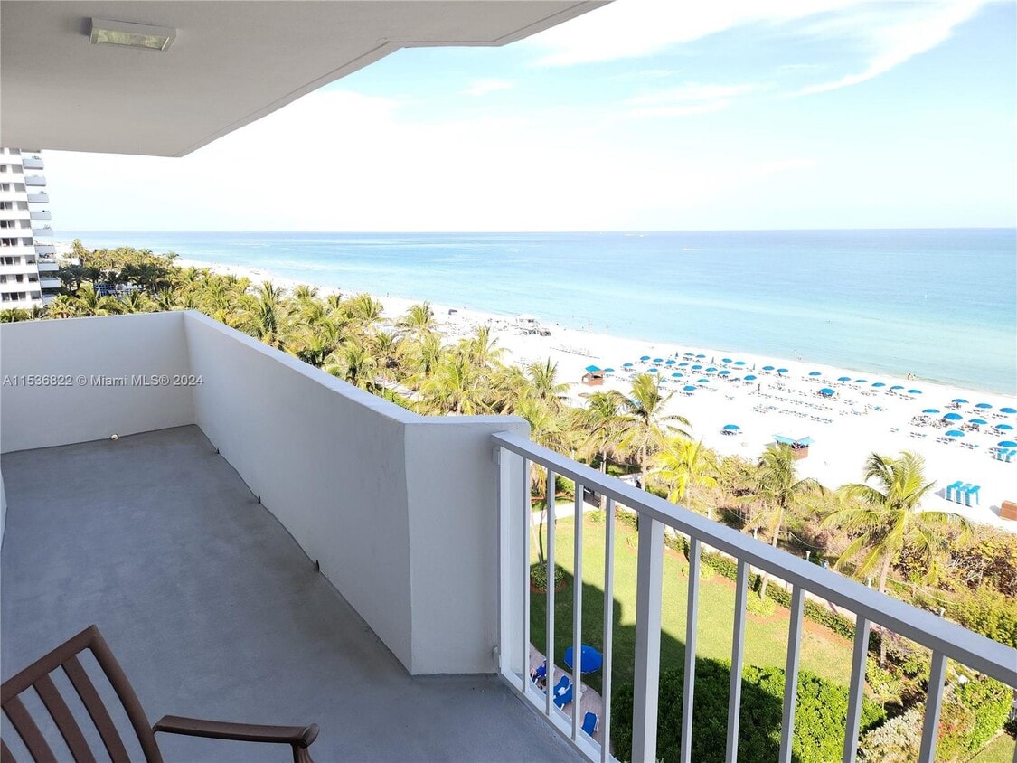 Photo - 4301 Collins Ave (Miami, FL)