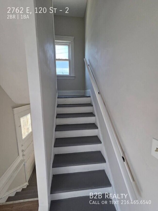 2762 E 120th St Unidad 2