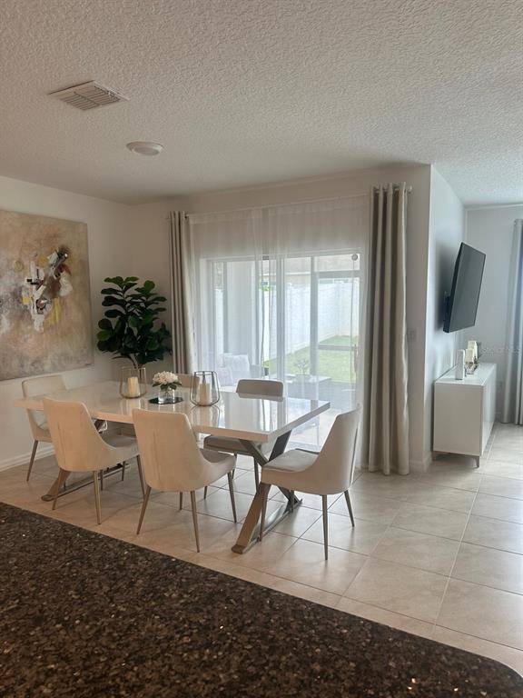 Photo - 1823 Bluepoint St