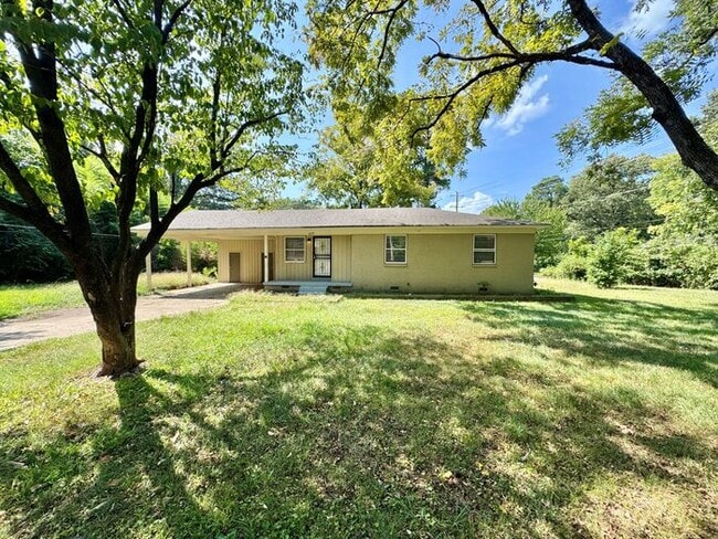 Building Photo - 4179 Leweir St Rental