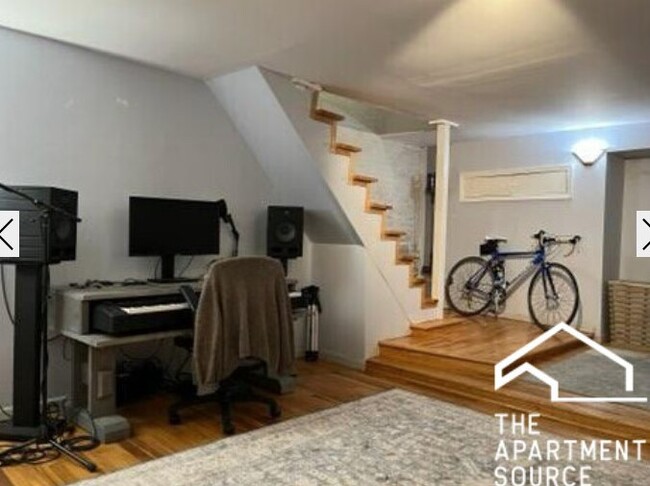 Photo - 1384 N Dean St Unit 3