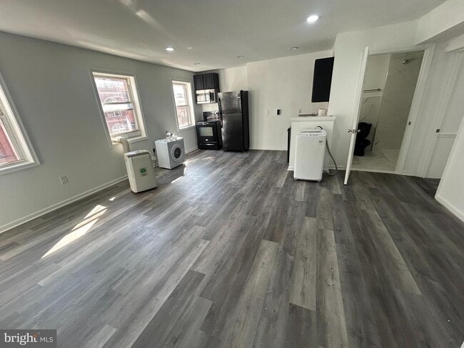 Photo - 717 Sansom St Unidad 300