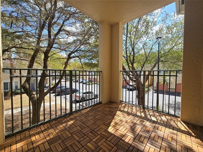 Photo - 2564 Centergate Dr Unidad 208