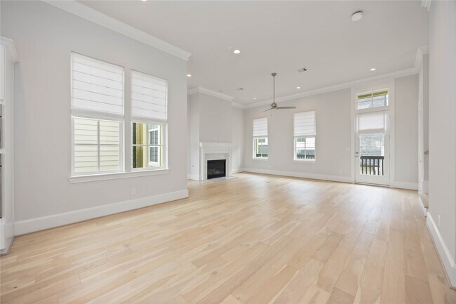 Photo - 610 Delmar St