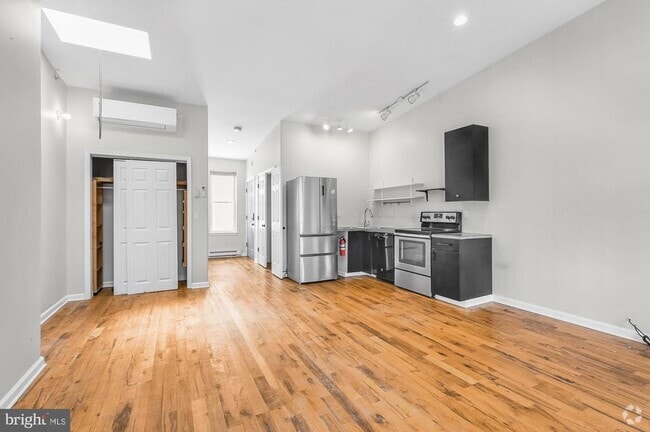 Building Photo - 2106 E York St Unit 3 Rental