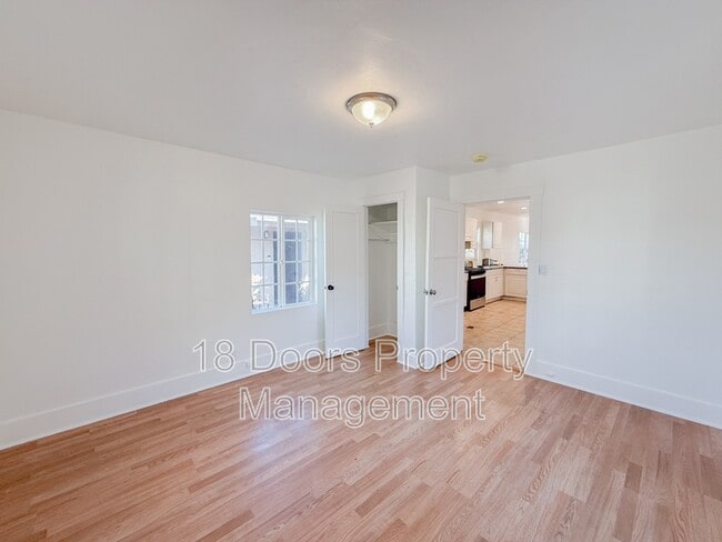 Photo - 3234-3240 K St