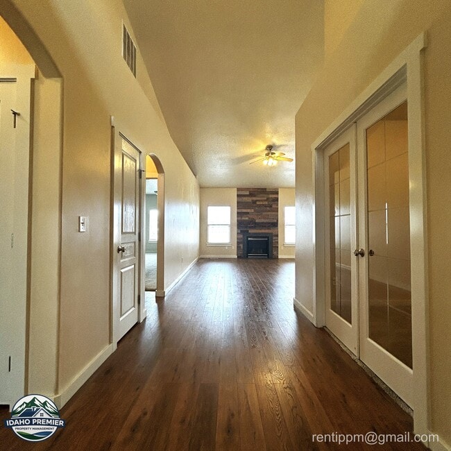 Photo - 2546 W Cerulean Dr