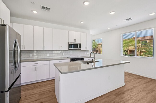 Photo - 2115 Jennifer Lynn Way