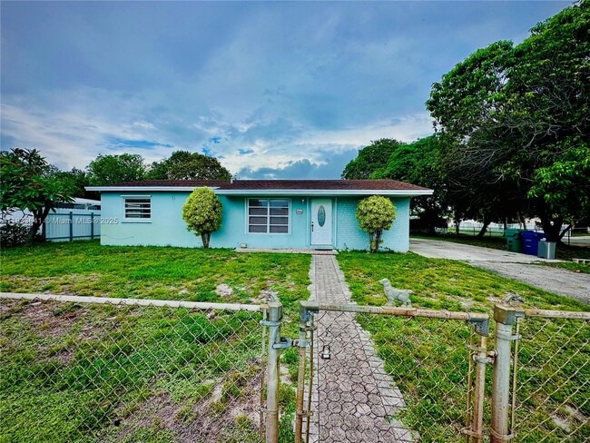 Photo - 17210 NW 50th Ct Casa