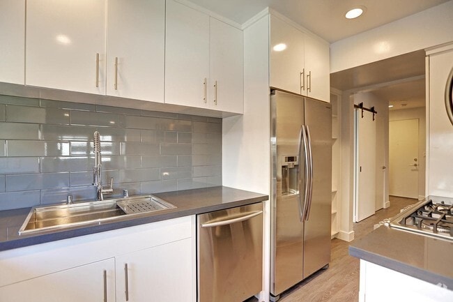 Building Photo - Villa Rebecca Rental