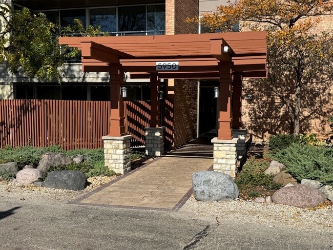 Photo - 5950 Oakwood Dr Unidad 4C