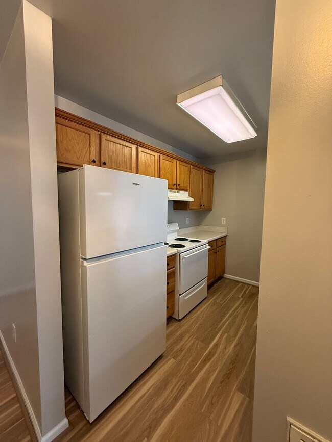 Photo - 2 Bedroom 1.5 Bath Townhome in Salem City