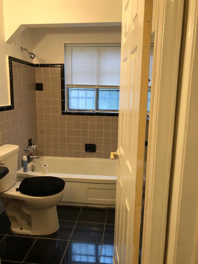 Photo - 20225 Anglin St