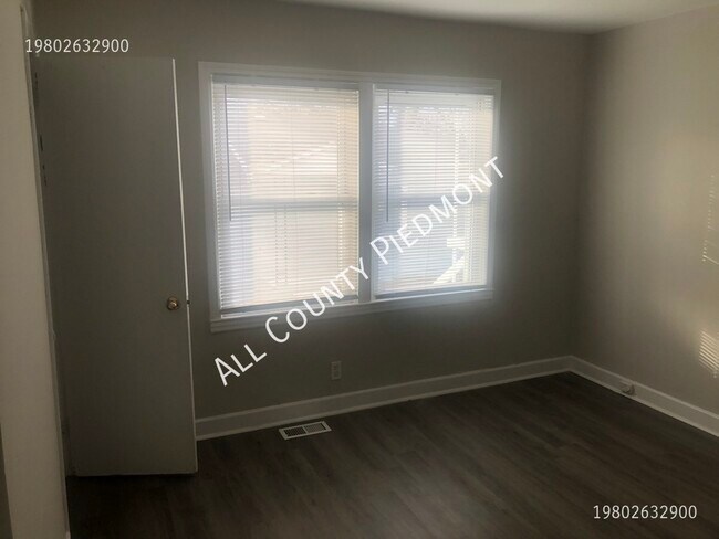 Photo - 1028 Rodey Ave