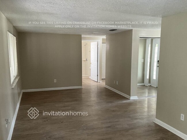 Photo - 3208 Saddlebrook Ave