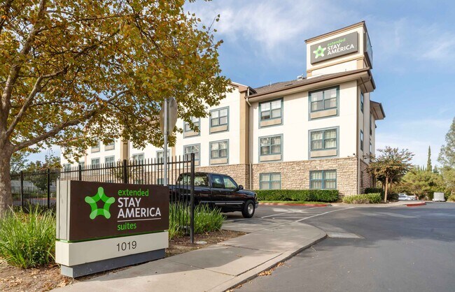 Furnished Studio-Fairfield - Napa Valley