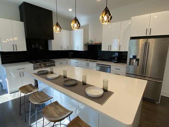 Photo - 4638 Kentucky Ave