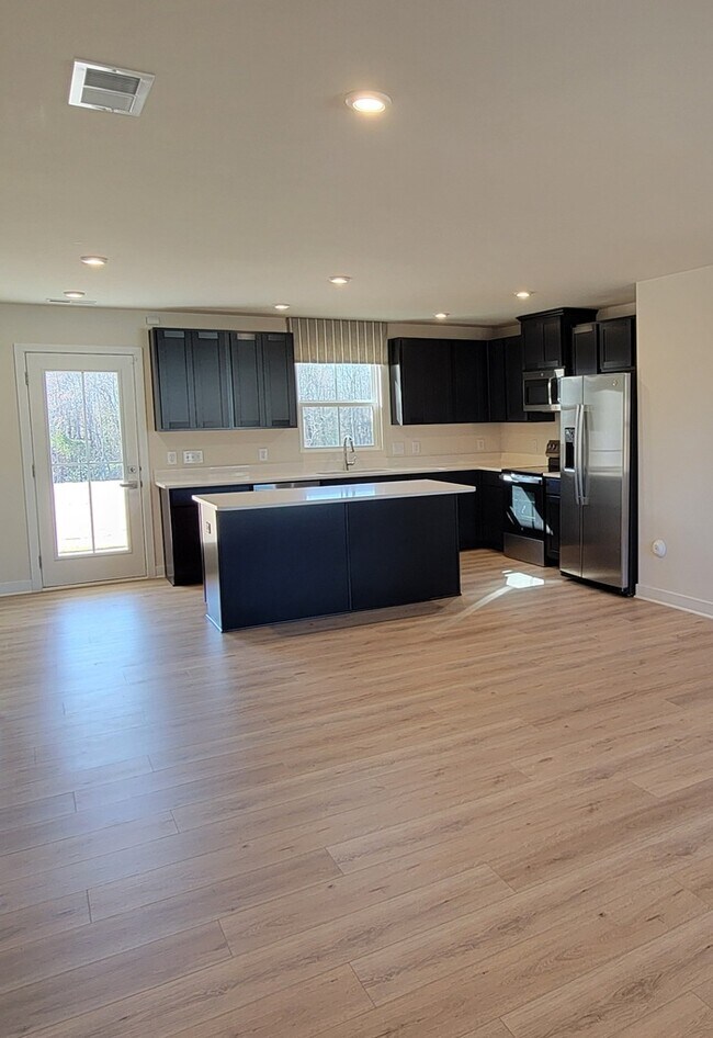 Photo - 207 Maggys Wy