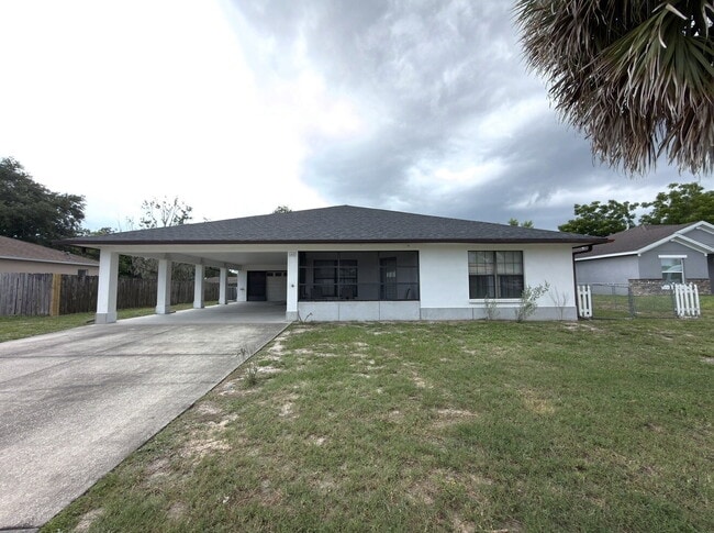 Building Photo - Large 2 Bedroom PSJ