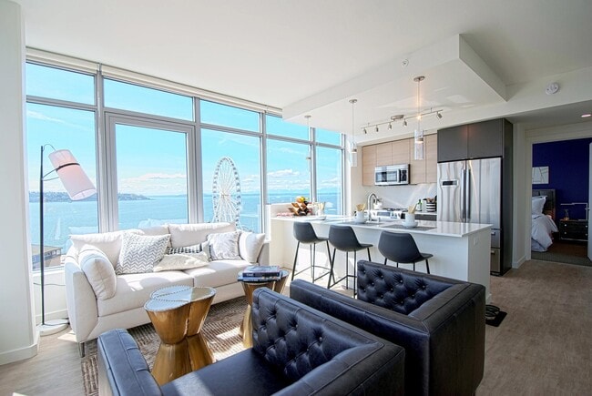 Interior Photo - AMLI Waterfront Rental